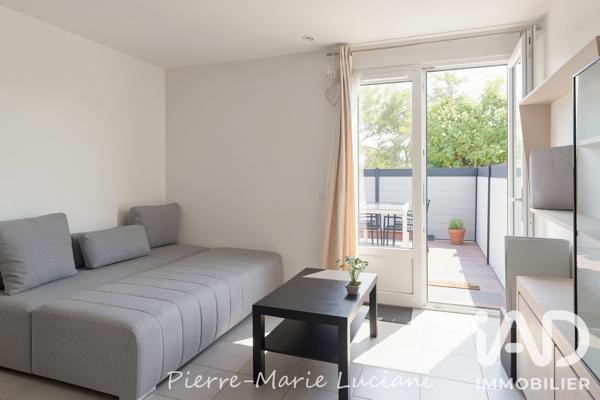 Maison à vendre 12 pièces 350 m² Venelles