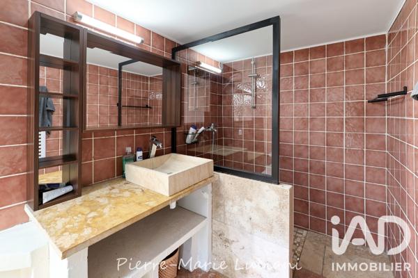 Maison à vendre 12 pièces 350 m² Venelles