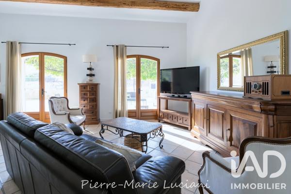 Maison à vendre 12 pièces 350 m² Venelles
