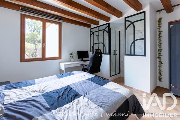 Maison à vendre 12 pièces 350 m² Venelles