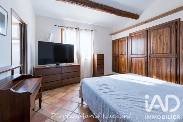 Maison à vendre 12 pièces 350 m² Venelles
