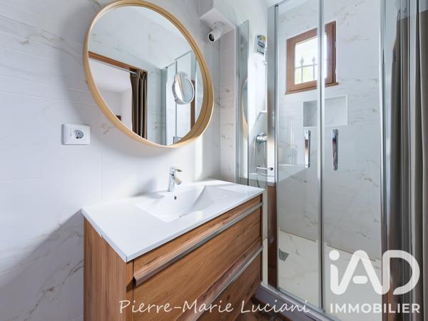 Maison à vendre 12 pièces 350 m² Venelles