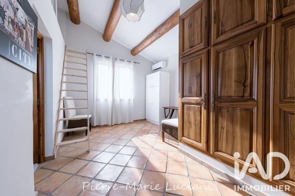 Maison à vendre 12 pièces 350 m² Venelles