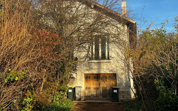 Maison à vendre    7 pièces • 230 m2 Francheville