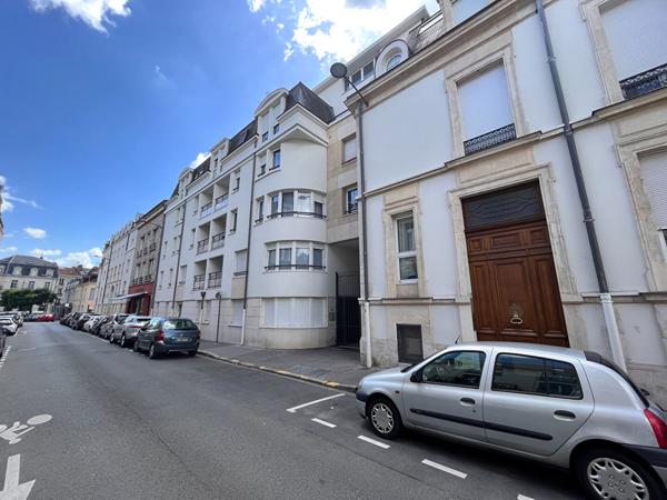TYPE 1, REIMS - MAIRIE