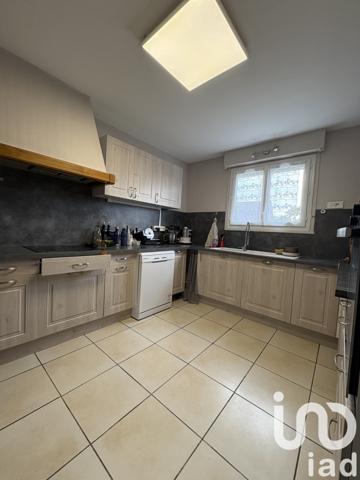 Maison à vendre 7 pièces 188 m² Bourges