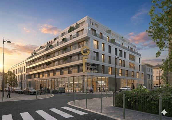 Magnifique T3 lumineux avec balcon de 20 m² exposé sud-ouest – Vieux-Lille