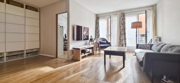 À deux pas du Parc Georges Brassens – Appartement familial traversant de 110 m²