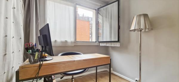 À deux pas du Parc Georges Brassens – Appartement familial traversant de 110 m²