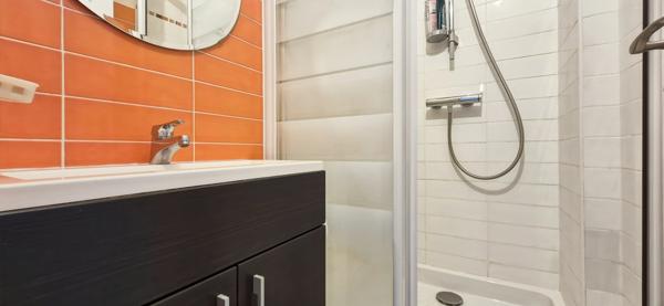 À deux pas du Parc Georges Brassens – Appartement familial traversant de 110 m²