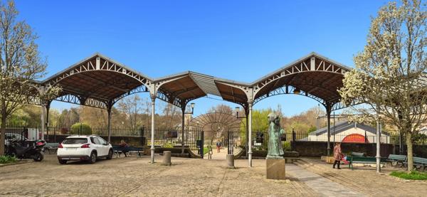 À deux pas du Parc Georges Brassens – Appartement familial traversant de 110 m²