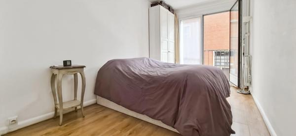 À deux pas du Parc Georges Brassens – Appartement familial traversant de 110 m²