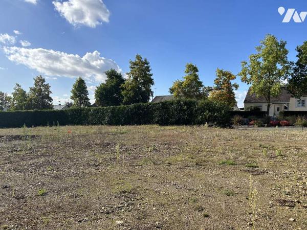 TERRAIN A BATIR 600 m² environ à définir