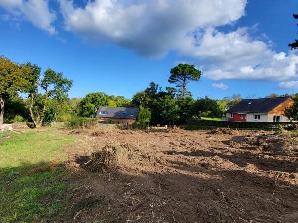 NOUVEAUTE ! Exceptionnel à Perros-Guirec ! Très beau terrain à bâtir 1681 m2 !