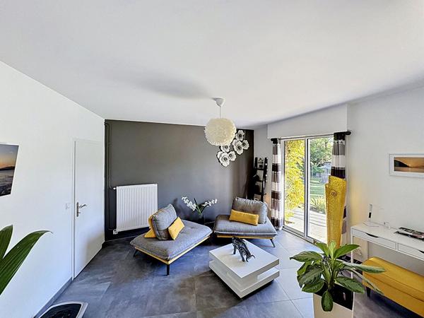 Maison 8 pièces 264 m2