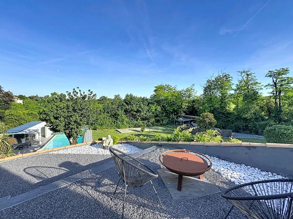 Maison 8 pièces 264 m2