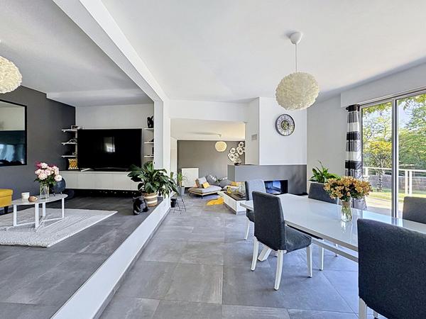 Maison 8 pièces 264 m2