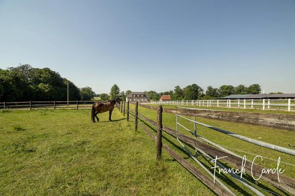 Propriété équestre proche de LUNERAY