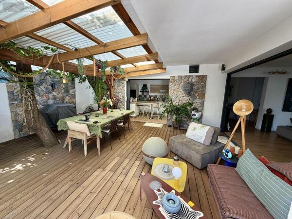 Maison à vendre à Saint-Denis à la Réunion (97400), ref : 97409-299