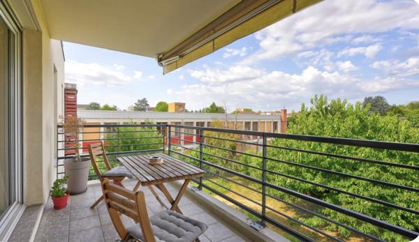 Appartement
         3 pièces
        - 67 m² 208 000 € *