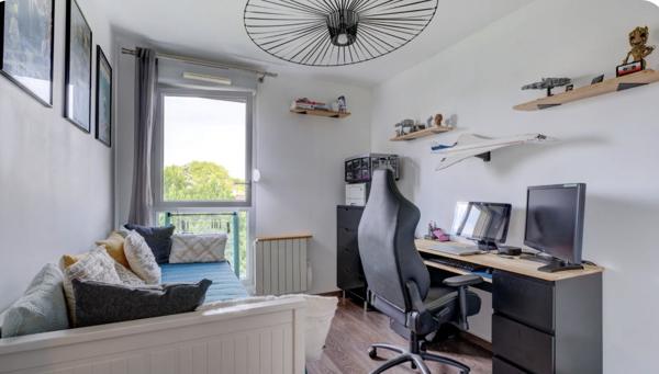 Appartement
         3 pièces
        - 67 m² 208 000 € *