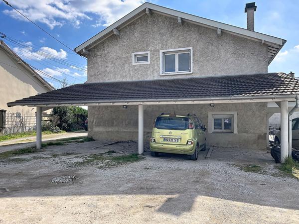 Appartement 3 pièce(s) avec terrasse et places de parking, Meximieux, au calme et dans une petite résidence