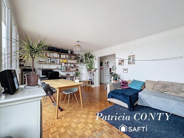 Appartement de 4 pièces lumineux au dernier étage