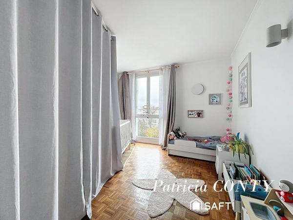 Appartement de 4 pièces lumineux au dernier étage