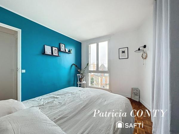 Appartement de 4 pièces lumineux au dernier étage