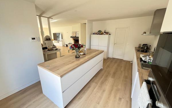 Maison à vendre    6 pièces • 188 m2 Dax