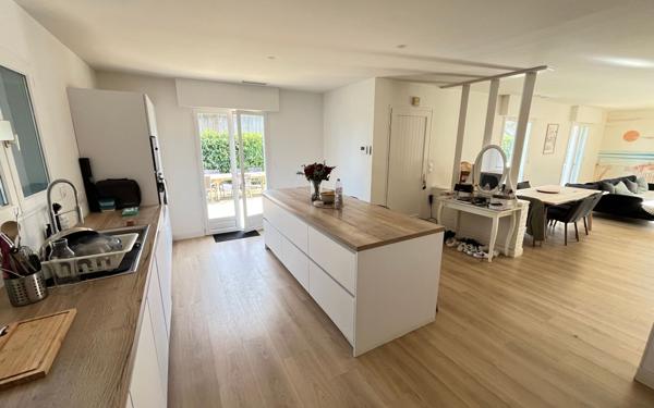 Maison à vendre    6 pièces • 188 m2 Dax