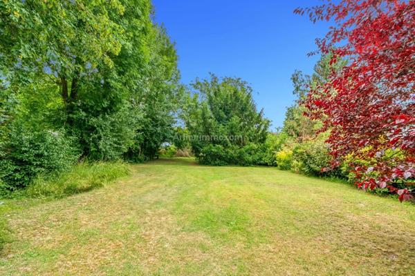 Vente                                                      Propriété
                        
                     6 pièces                      130 m2                     à Thorigny-sur-Marne