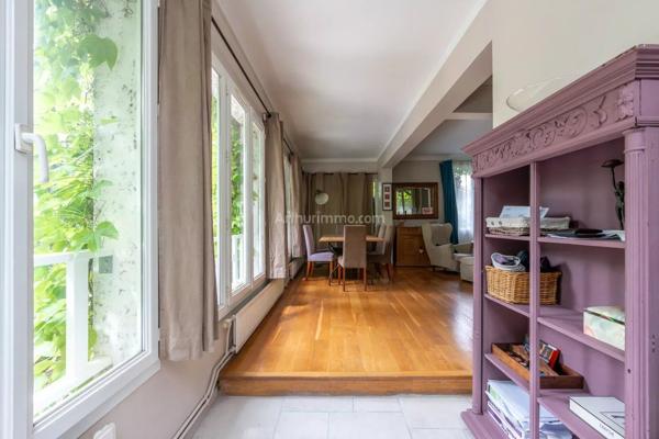 Vente                                                      Propriété
                        
                     6 pièces                      130 m2                     à Thorigny-sur-Marne