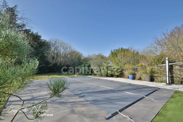 Longère d'exception 8 pièces – 203 m² habitables avec jardin et piscine proche Angers