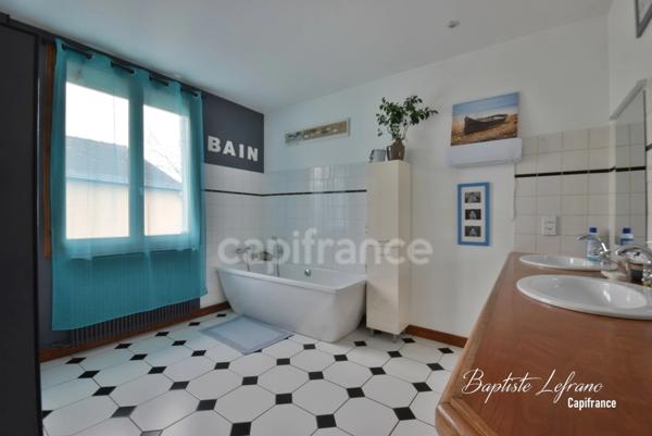 Longère d'exception 8 pièces – 203 m² habitables avec jardin et piscine proche Angers