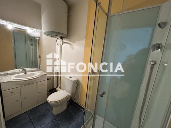 Location Studio 23.76 m² - 12 - 14 RUE CLAUDE GENIN Grenoble 38100