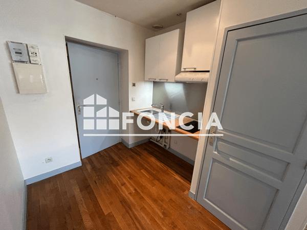 Location Studio 23.76 m² - 12 - 14 RUE CLAUDE GENIN Grenoble 38100