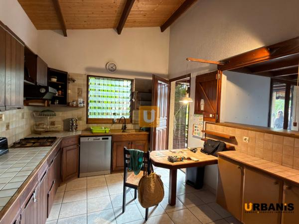 Appartement 2 pièce(s) 1 chambre(s) 76.8 m²