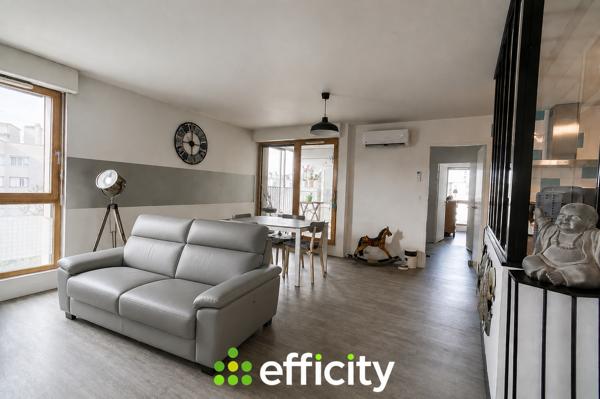 Appartement
         3 pièces
        - 66 m² Exclusivité 215 000 € *