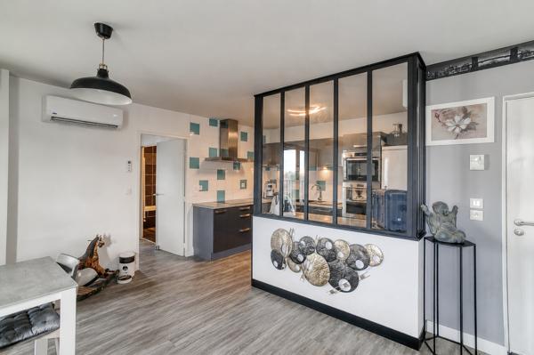 Appartement
         3 pièces
        - 66 m² Exclusivité 215 000 € *