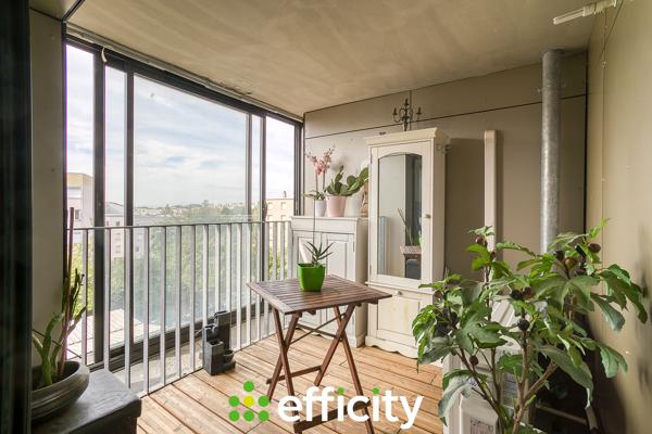 Appartement
         3 pièces
        - 66 m² Exclusivité 215 000 € *