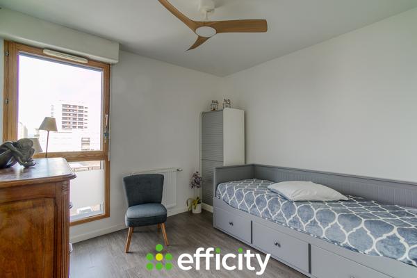 Appartement
         3 pièces
        - 66 m² Exclusivité 215 000 € *