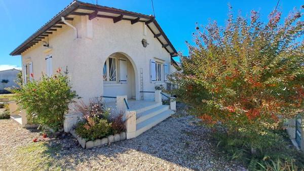 Maison à vendre |  Saint-Seurin-sur-l'Isle |  3 pièces | 74 m²