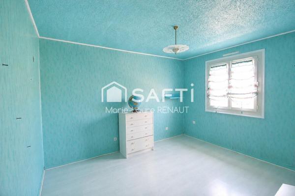 Plain-pied - Joli terrain - Garage - Carport - Piscine