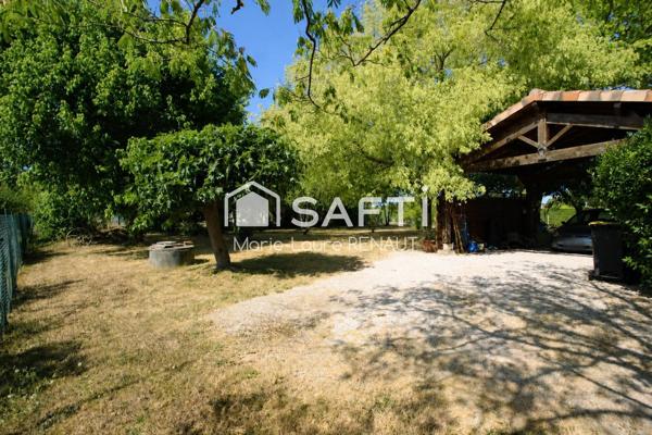 Plain-pied - Joli terrain - Garage - Carport - Piscine