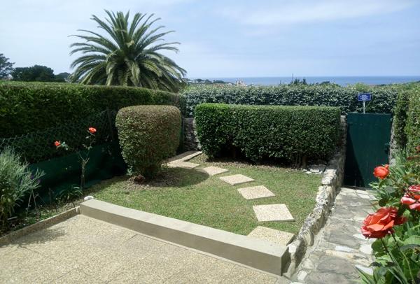 Bel appartement avec jardin et vue mer !