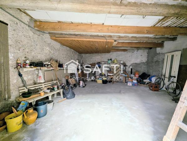 CAUX - Garage de 45m², grande hauteur, mezzanine