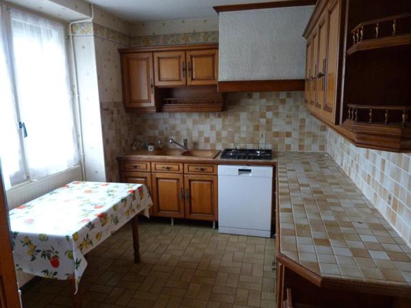 Vente Maison 4 pièces 109 m2 à Vierzon