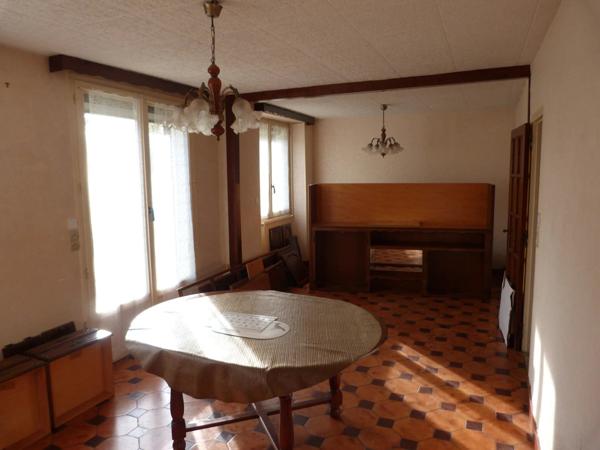 Vente Maison 4 pièces 109 m2 à Vierzon