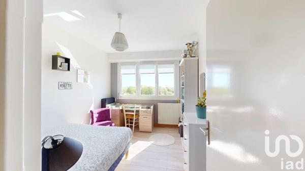 Appartement 5 pièces de 98 m² à La Rochelle (17000)